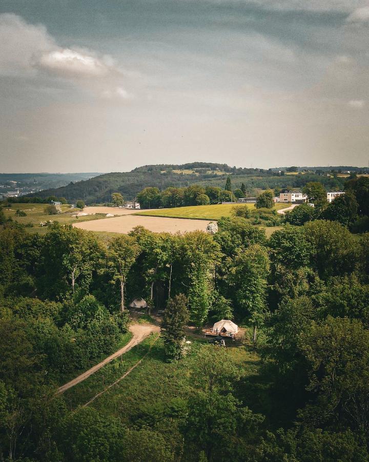Domaine De Cherimont - Logement Insolite En Groupe Andenne Экстерьер фото